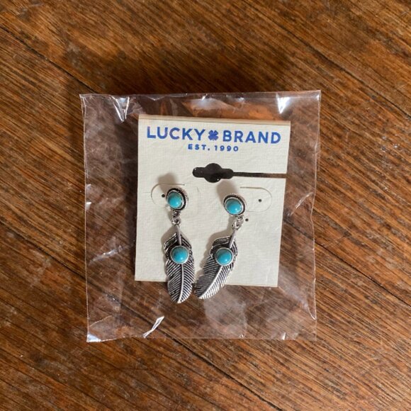 NWT Lucky Brand Boho Faux Turquoise Silver Tone Feather Earrings - Picture 1 of 4